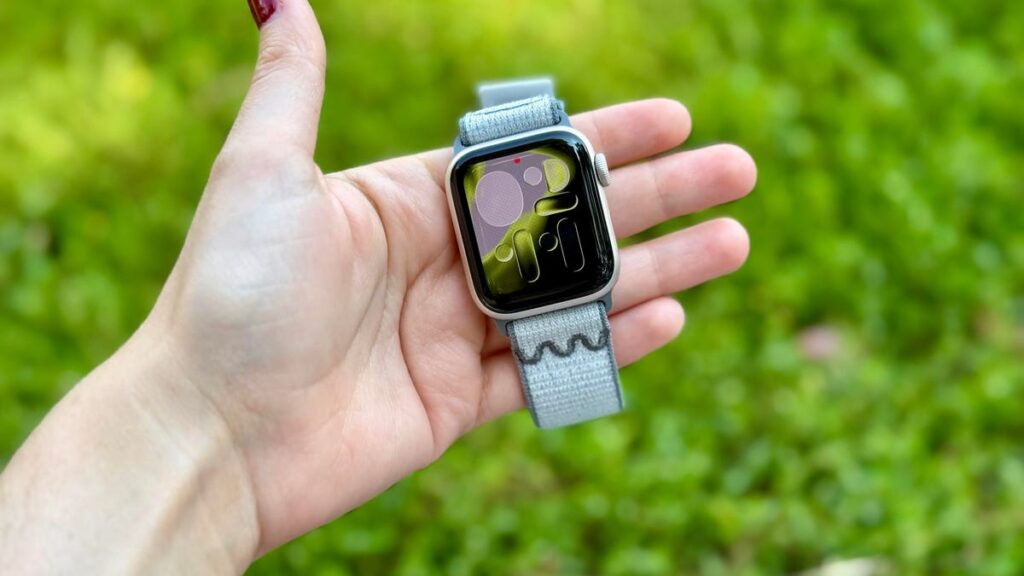 These 5 gadgets will upgrade your Apple Watch