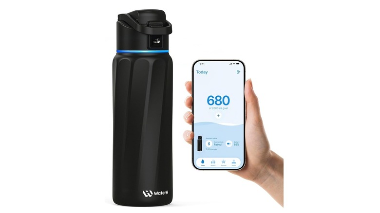 The WaterH Boost smart water bottle and its companion app showing the water intake for the day.