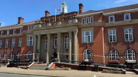 BBC/Joan Cummins The exterior of Nuneaton and Bedworth Borough Council's headquarters.