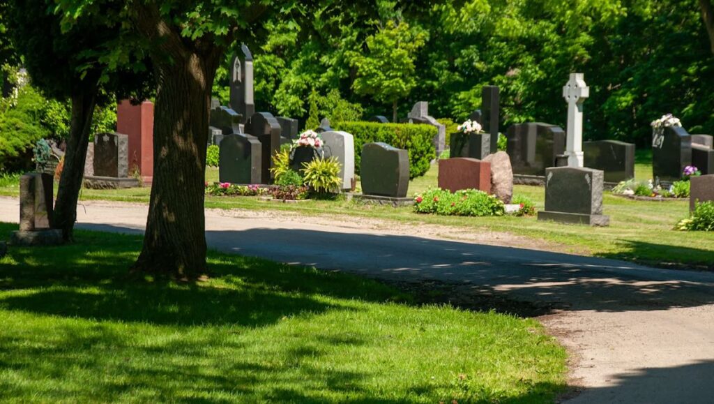 Maine residents hold a funeral for gadgets they say manufacturers killed too soon Maine residents hold a funeral for gadgets they say manufacturers killed too soon