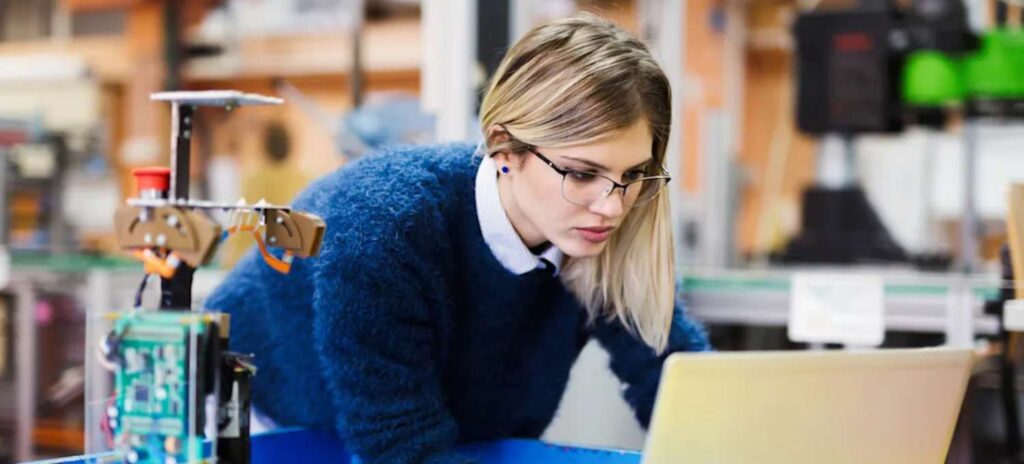 Your Guide to Artificial Intelligence (AI) Degrees Your Guide to Artificial Intelligence (AI) Degrees